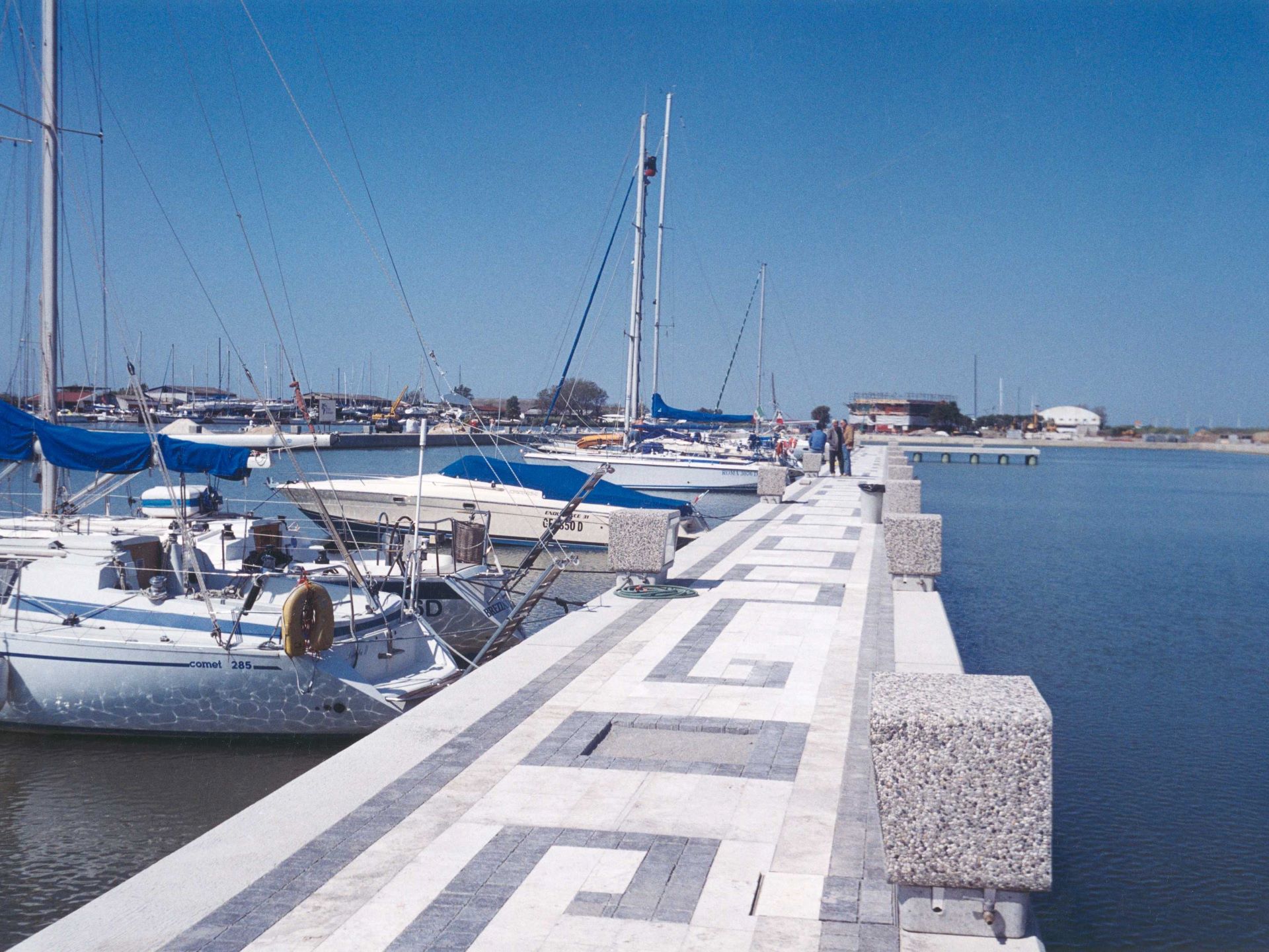 Row Background Image